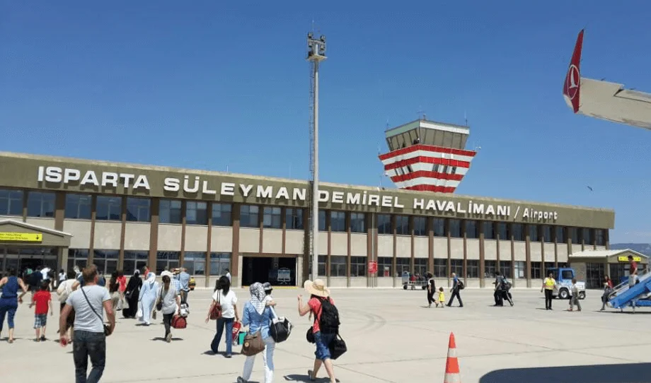 Isparta Süleyman Demirel Havalimanı ( ISE )